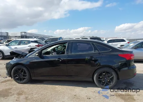 2016 Ford Focus Se z USA, uszkodzony, nr VIN 1FADP3F20GL383119